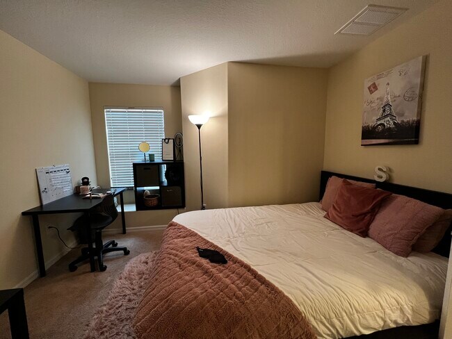 Building Photo - 4046 Mountain Chestnut Way