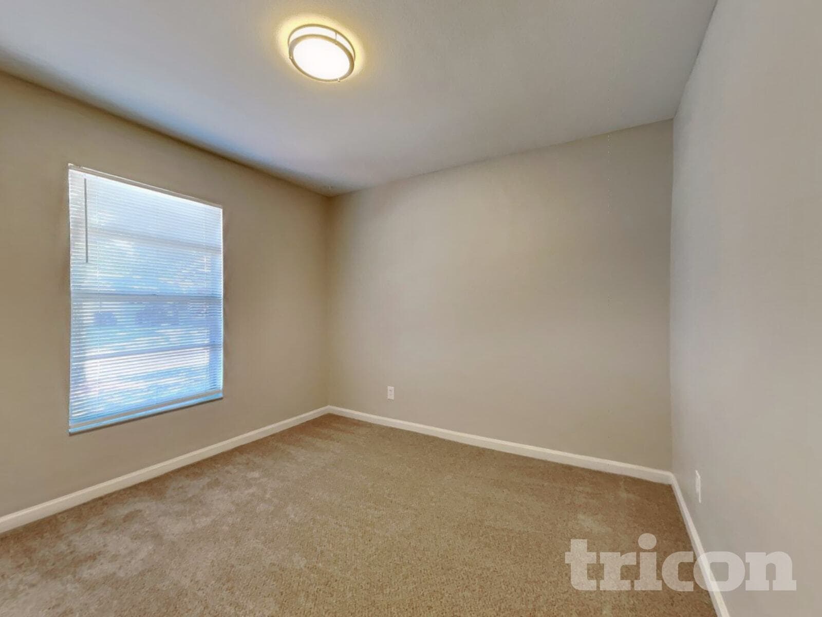 Building Photo - 6423 4th Ave NE