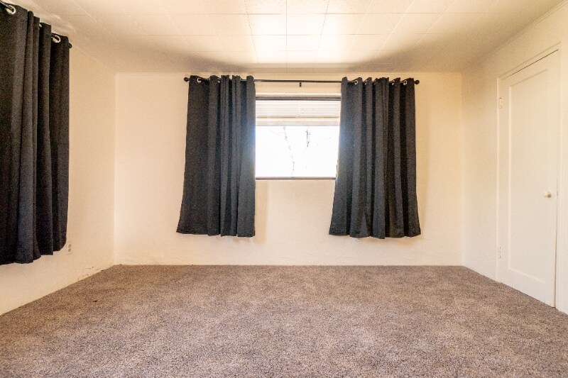 Building Photo - 3927 E Montecito St