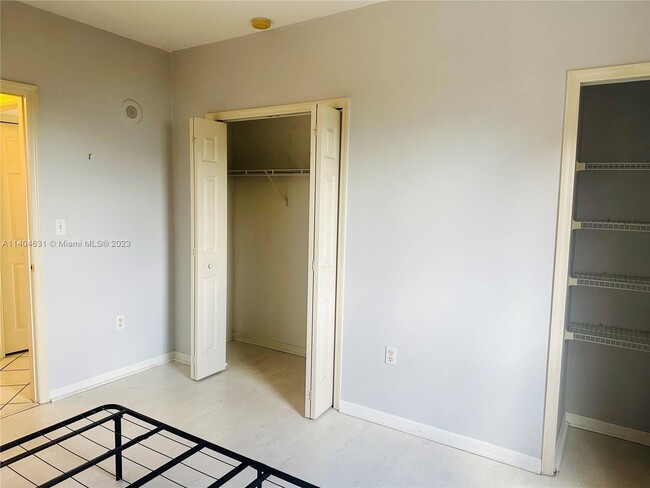 Building Photo - 3500 Coral Way