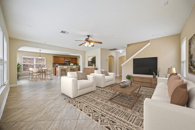 Building Photo - 10108 Hidden Creek Falls Ln