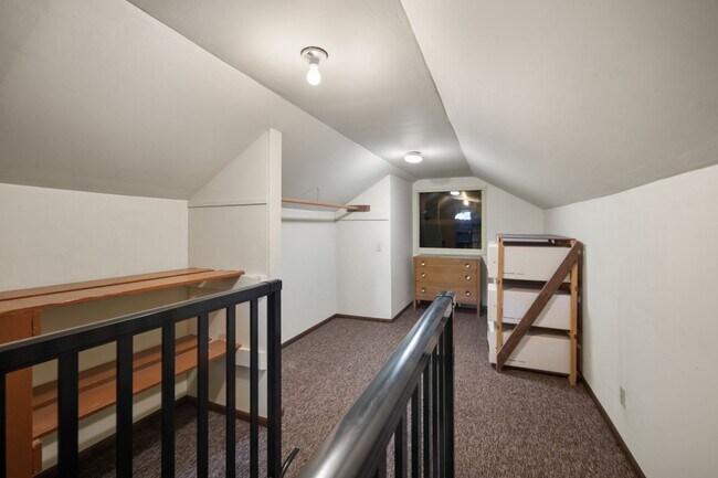 Building Photo - KIRKLAND ROSEHILL