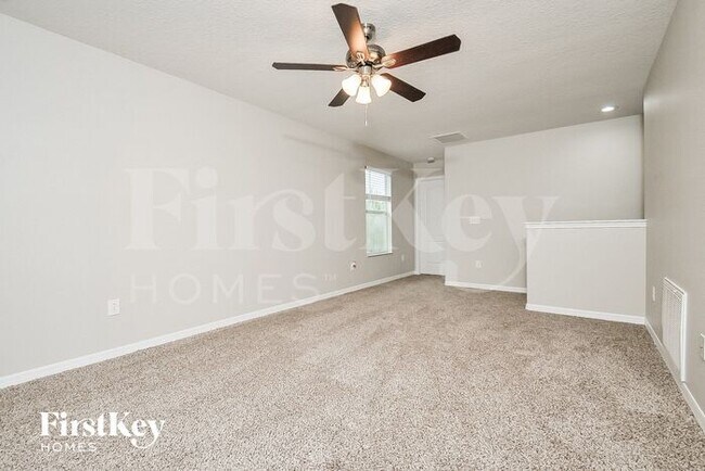 Building Photo - 10523 White Peacock Pl