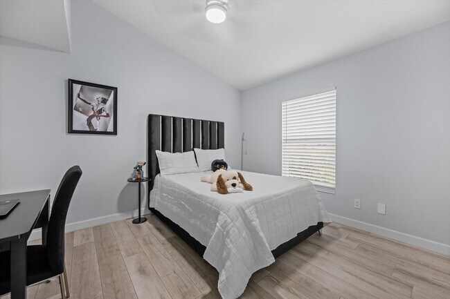 Building Photo - 1664 Oak Berry Cir