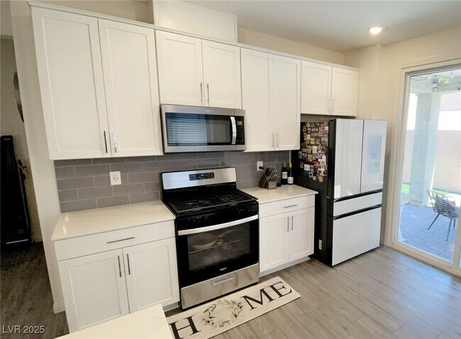 Building Photo - 3447 Covilha Ln