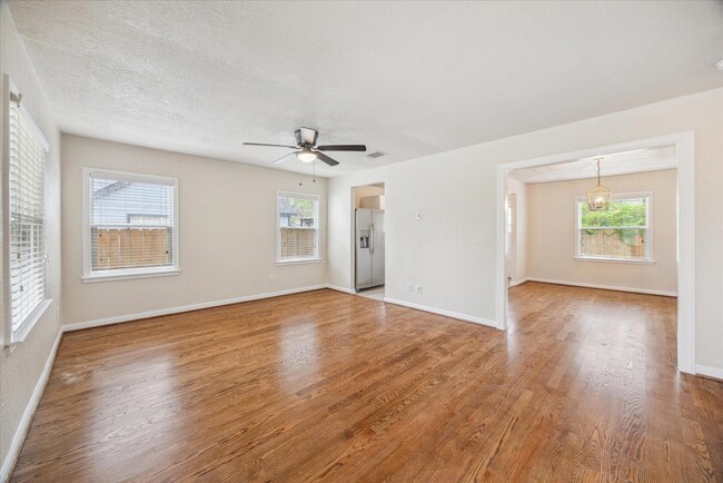 Building Photo - 4502 Hain St