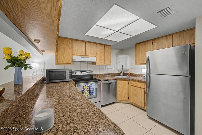 Building Photo - 1641 Sunny Brook Ln