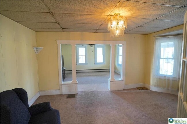 Building Photo - 655 Birch Dr