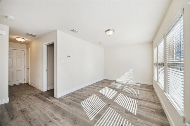 Building Photo - 10709 Madden Oaks Pl