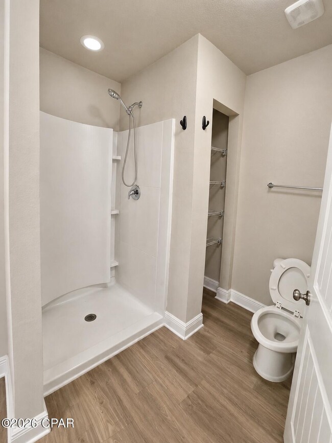 Building Photo - 5940 Callaway Cir