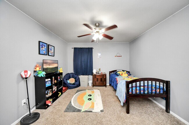 Building Photo - 3030 Dripping Springs Ct