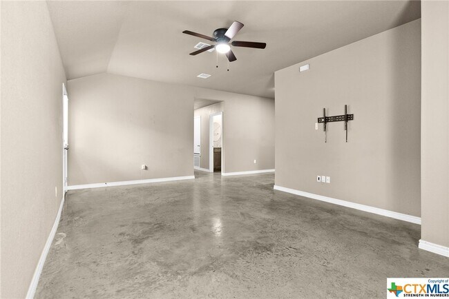 Building Photo - 2009 Wood St