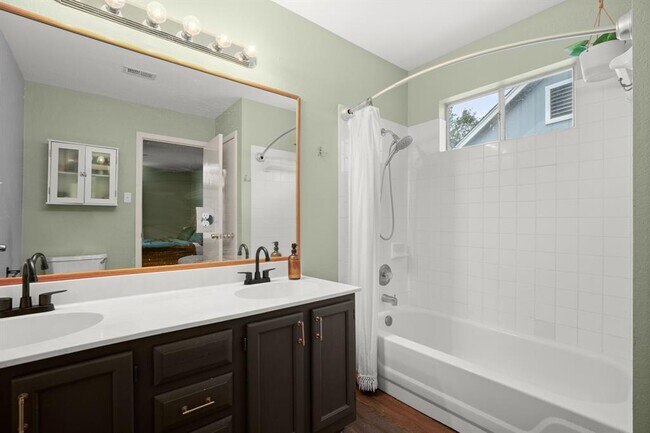Building Photo - 8715 Dandelion Trail