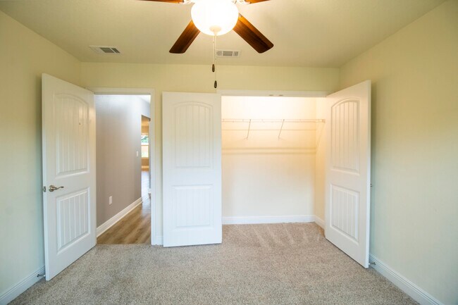 Building Photo - 3215 Stephens Landing Ln