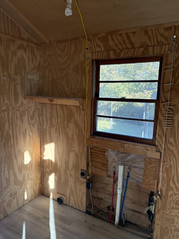 Building Photo - 225 Poplar St