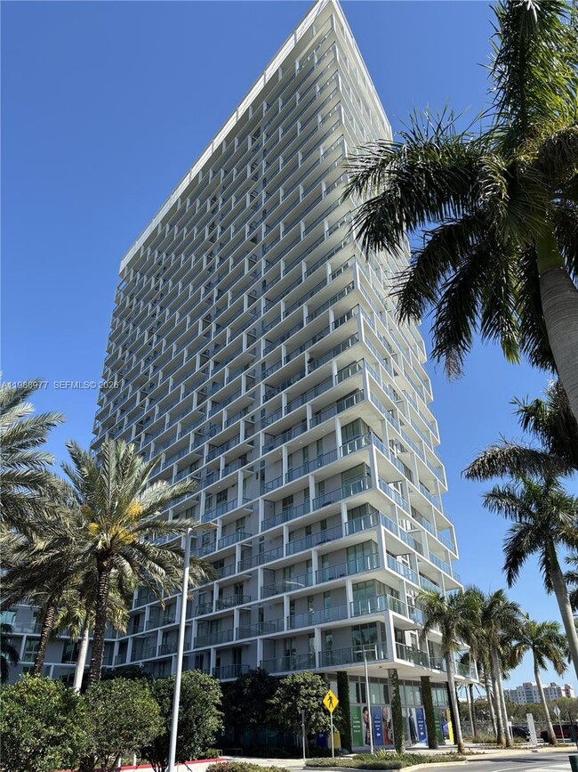 Building Photo - 2000 Metropica Wy