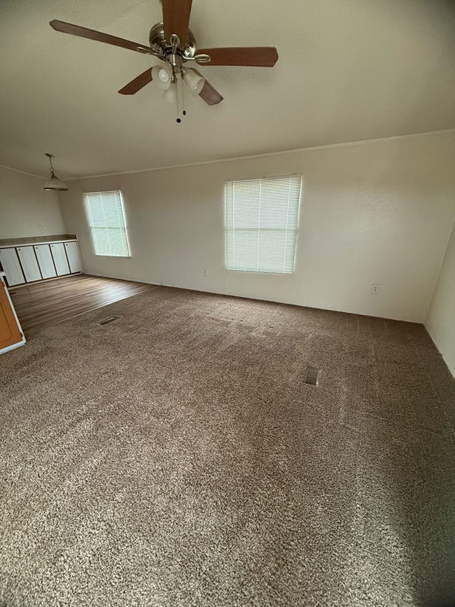 Building Photo - 6181 W Mulberry St