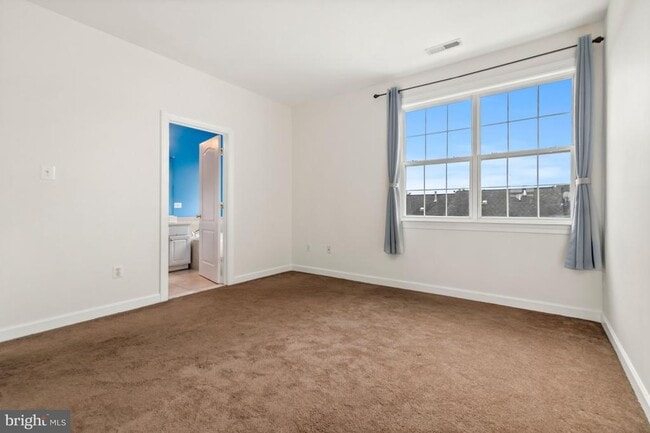 Building Photo - 3311 Castle Ridge Cir