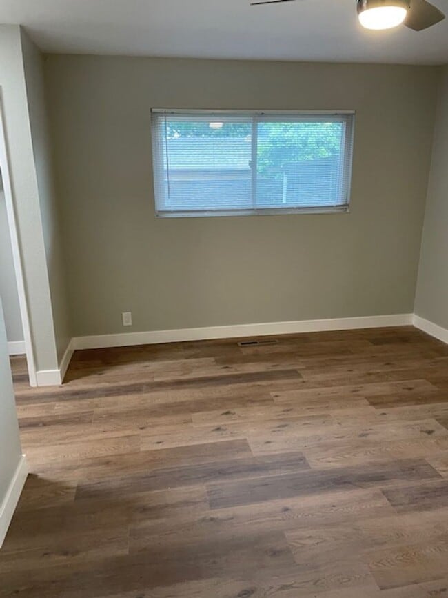 Building Photo - Coming Soon Remodeled 3 bedroom 2 bath House