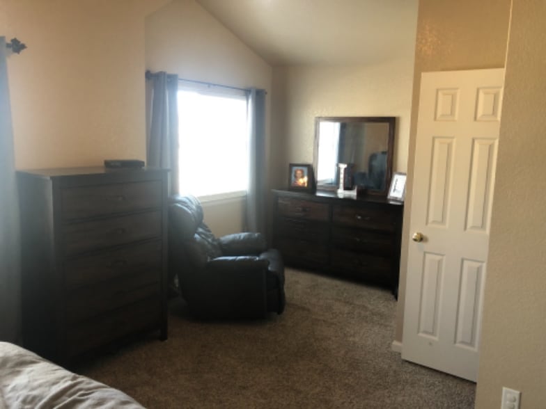 Building Photo - 4018 Independence Dr