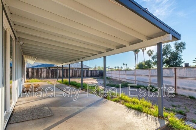 Building Photo - 4902 W Joyce Cir