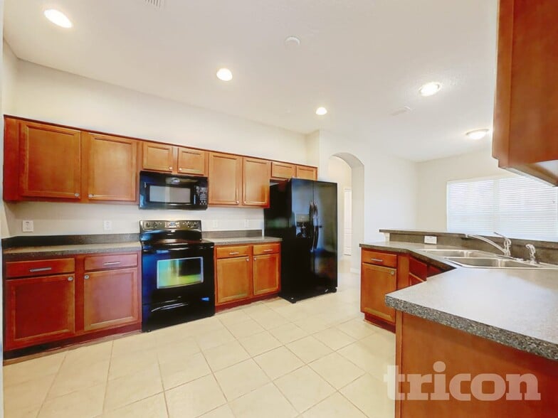 Building Photo - 1513 Lancashire Way