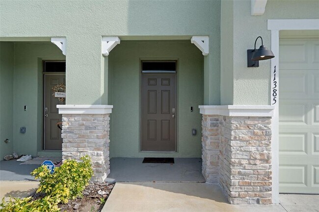 Building Photo - 11385 Crescent Deer Dr