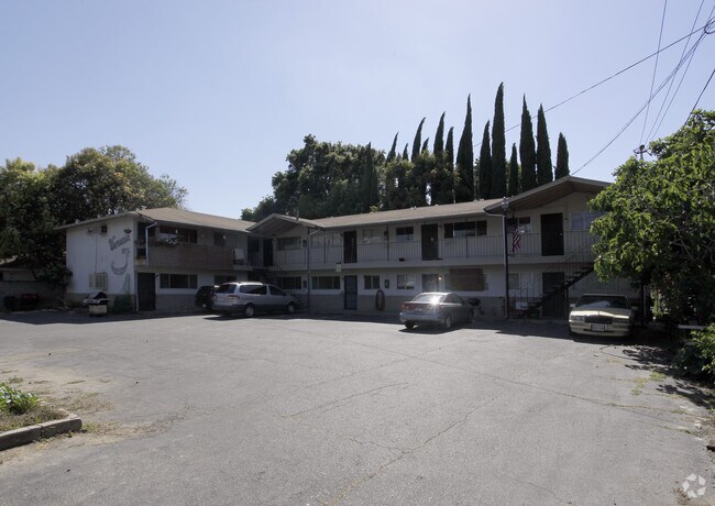 Building Photo - Venecia Apartments