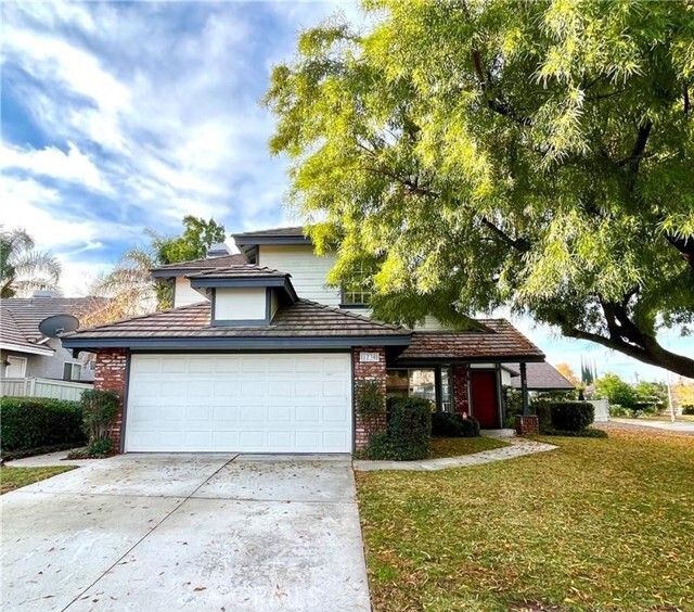 Primary Photo - 1730 Stratford Cir