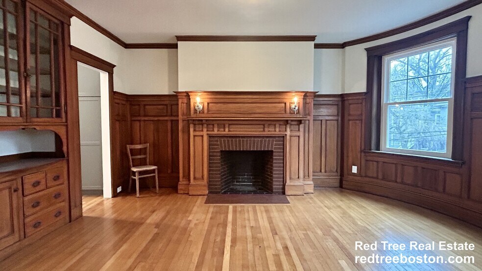 Building Photo - 10 Dwight St