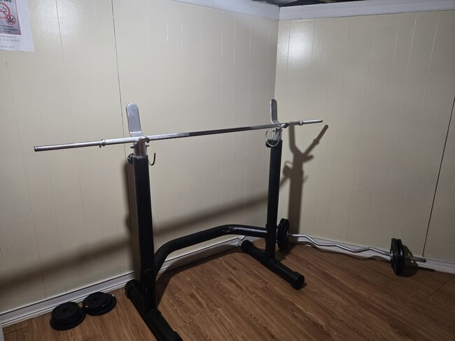 Building Photo - 11742 Beaconsfield St