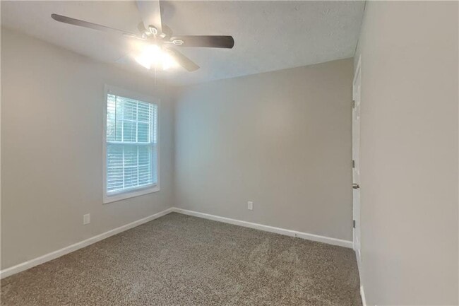 Building Photo - 105 Meadow Crest Ct