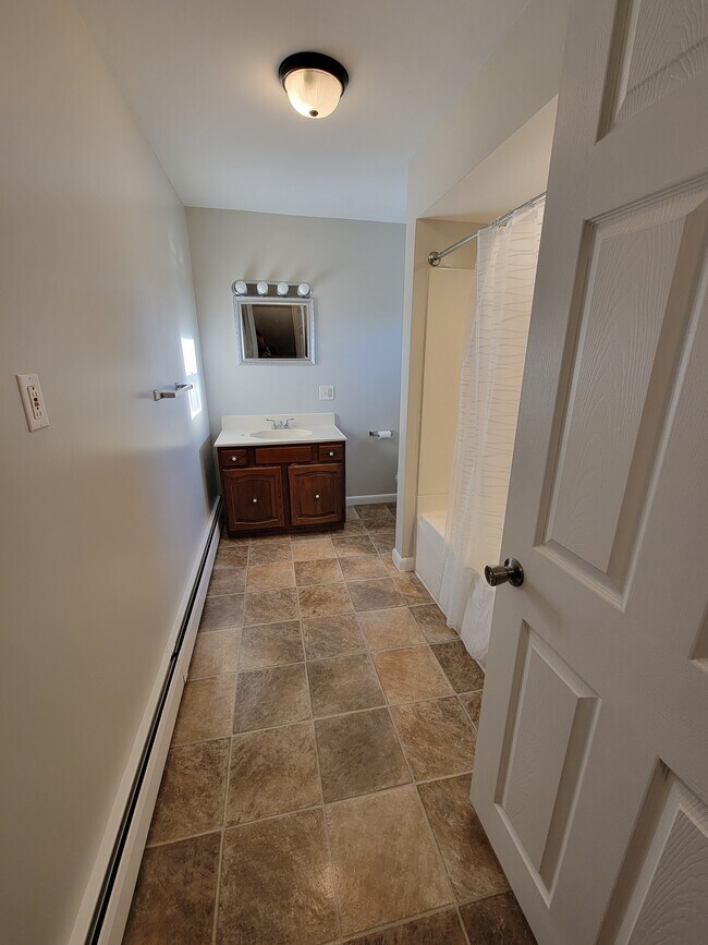 Building Photo - 56 Rebecca St