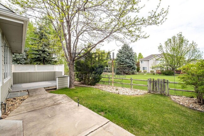 Building Photo - 5436 Hunter Dr