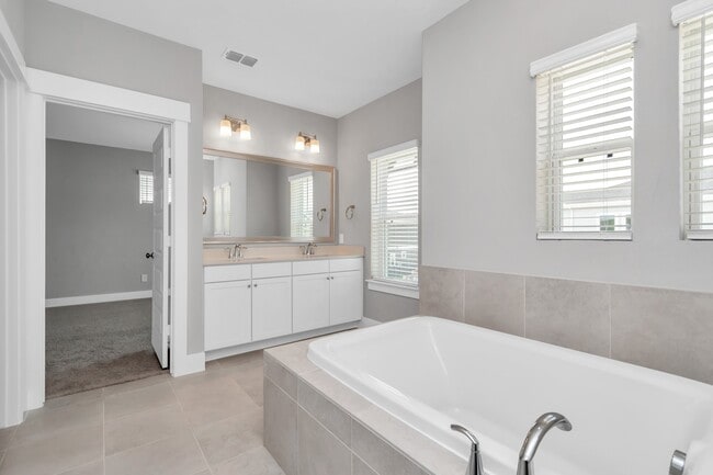 Building Photo - 1417 Northern Brewer Trl