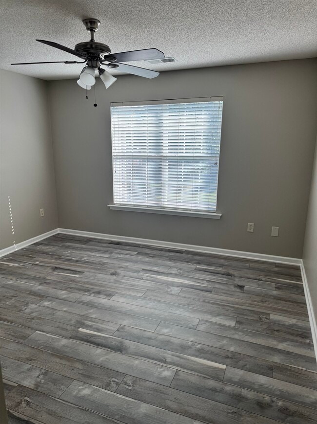 Building Photo - 5417 Eagle Bead Cove