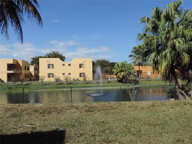 Building Photo - 566 NW 114th Ave