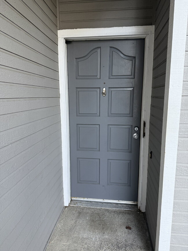 Building Photo - Charming 2-Bedroom, 2.5-Bath Home Just a Short Walk to Downtown Pleasanton