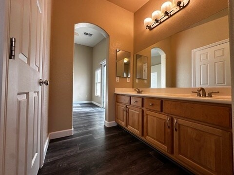 Building Photo - 9125 Fish Tail Ave