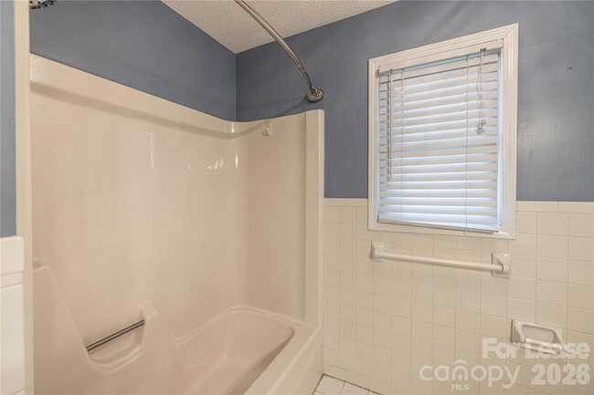 Building Photo - 24752 Kates Dr