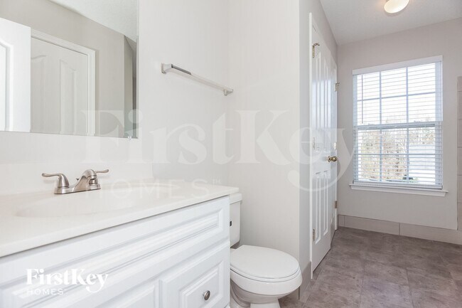 Building Photo - 14337 Fokker Pl