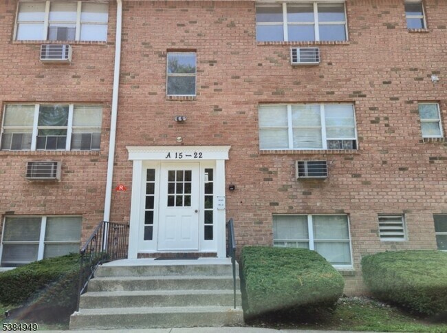 Building Photo - 1041 Ridge St