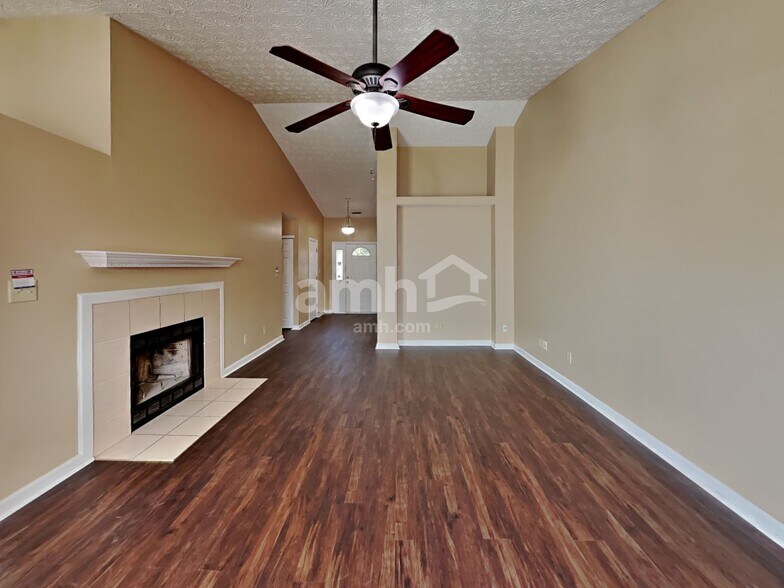 Building Photo - 769 Kingston Cir