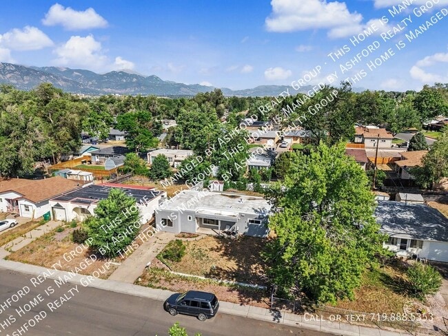 Building Photo - 152 Rose Dr