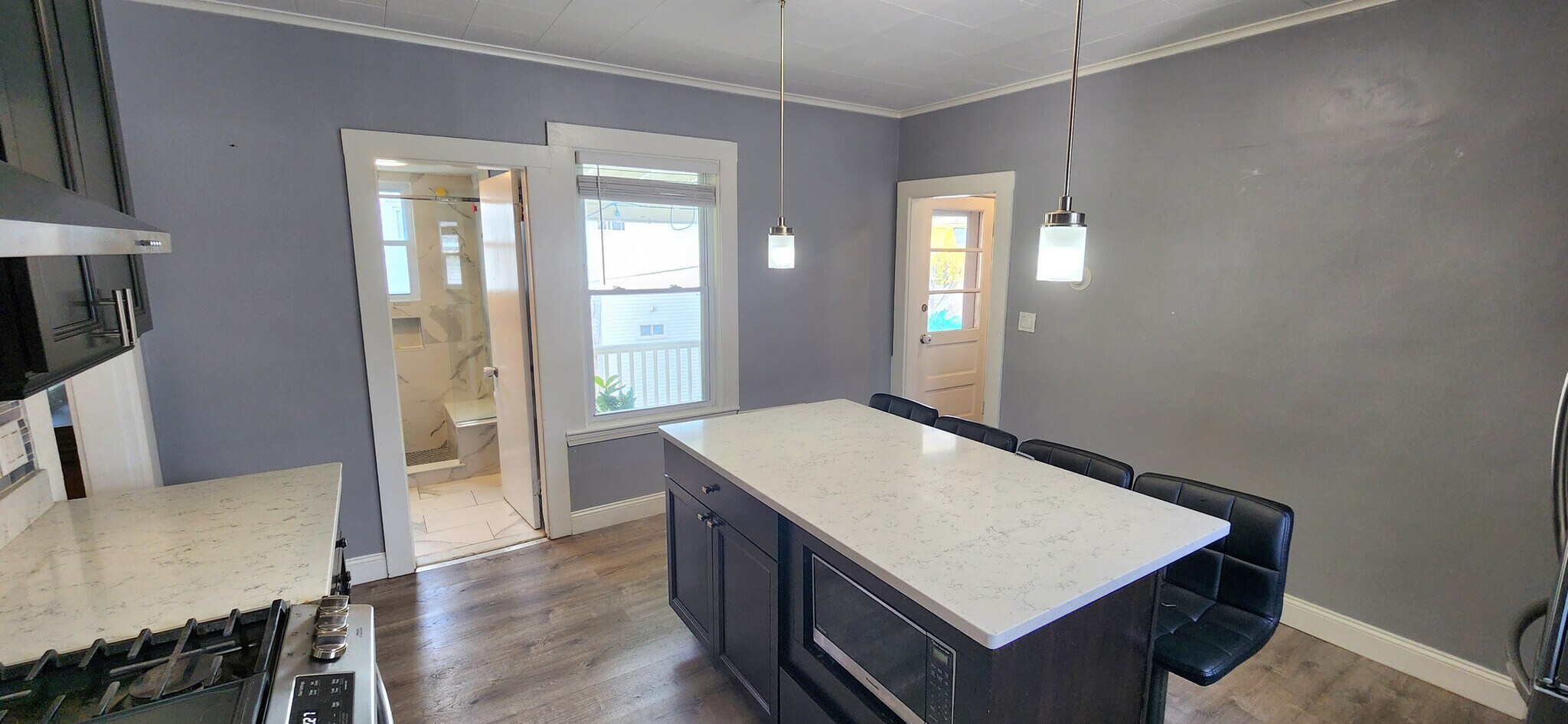 Building Photo - 75 Central Ave