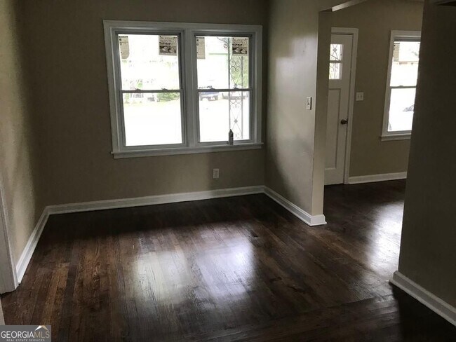 Building Photo - 839 Mimosa Dr