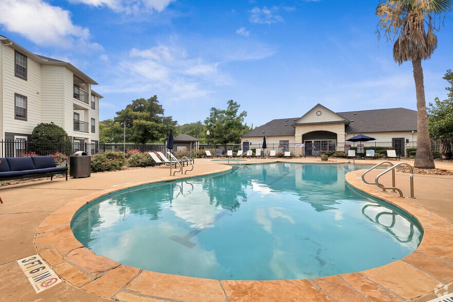 Pool - Crossing Place