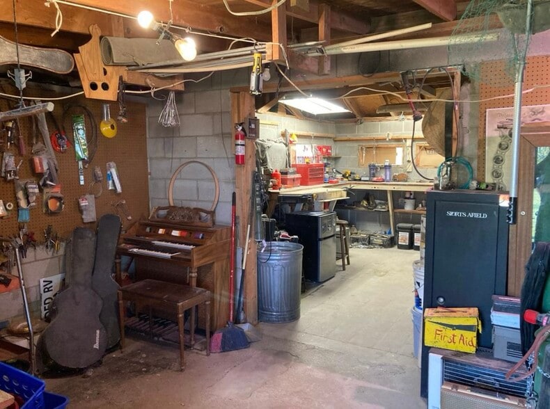 Building Photo - 12662 W 61st St