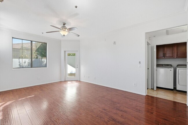 Building Photo - 1941 S Pierpont