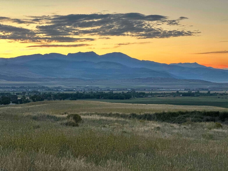 Building Photo - 17 Manley Ln